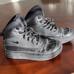 Nike Kids Black High-Top Boots